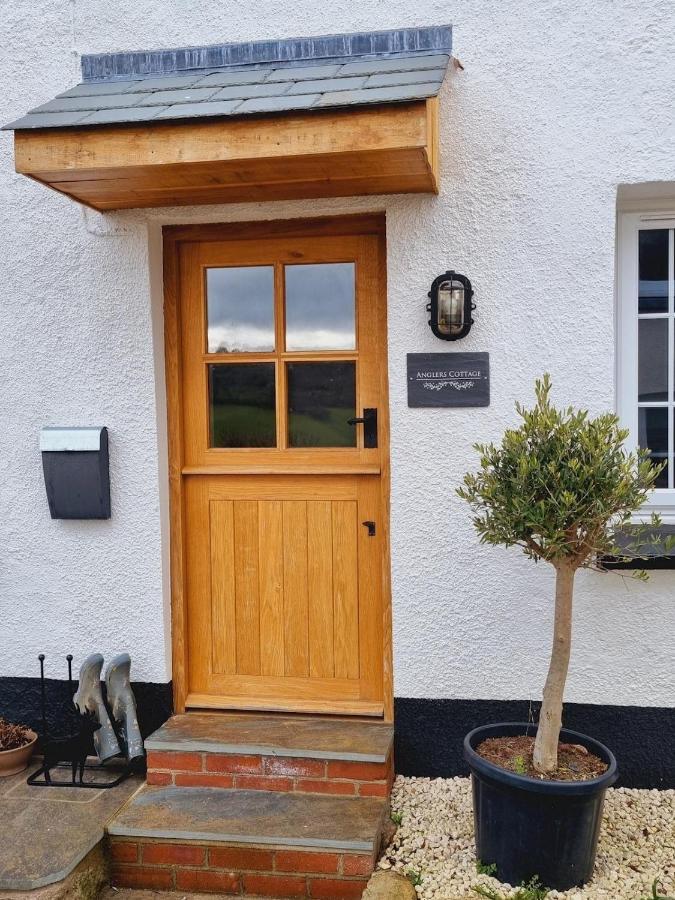 Pass The Keys Charming 19Th Century Country Cottage For 2 Guests Ексетър Екстериор снимка